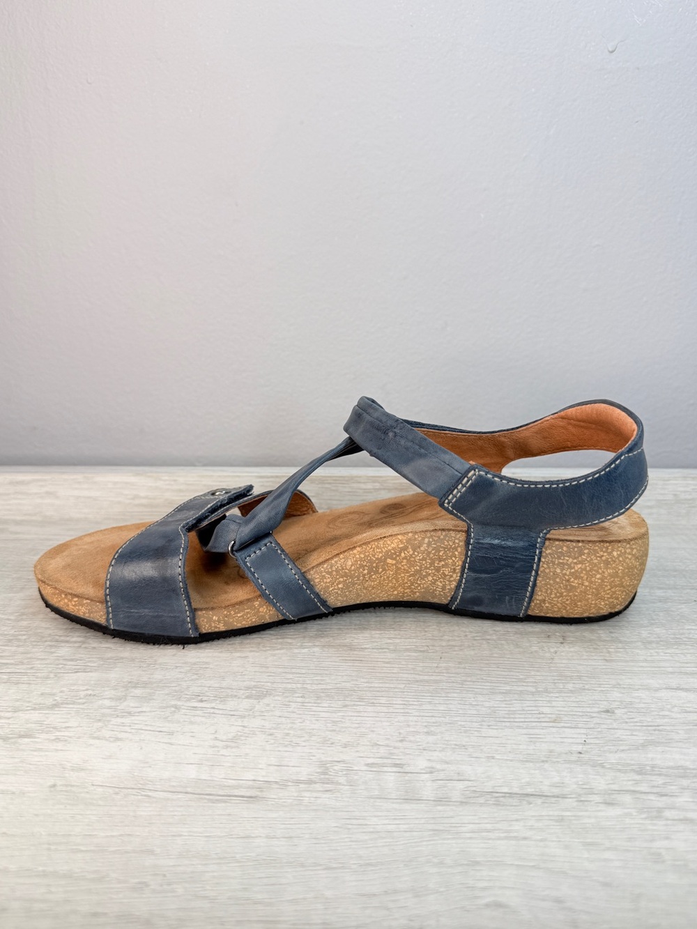 Taos Footwear Blue Leather Strappy Wedge Sandals - Picture 6 of 14